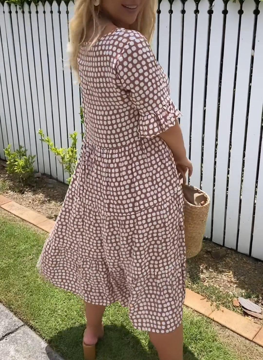 ZORA | VESTIDO MIDI DE MANGAS CORTAS EN BEIGE