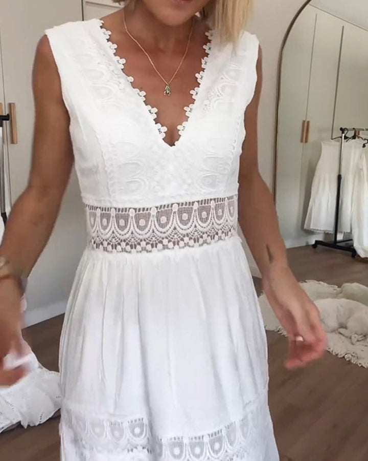 Circe - Vestido Camisola de Encaje con Escote en V