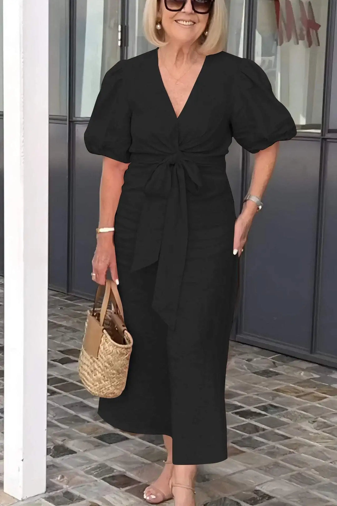 LYNORA | VESTIDO MIDI ELEGANTE CON ESCOTE EN V